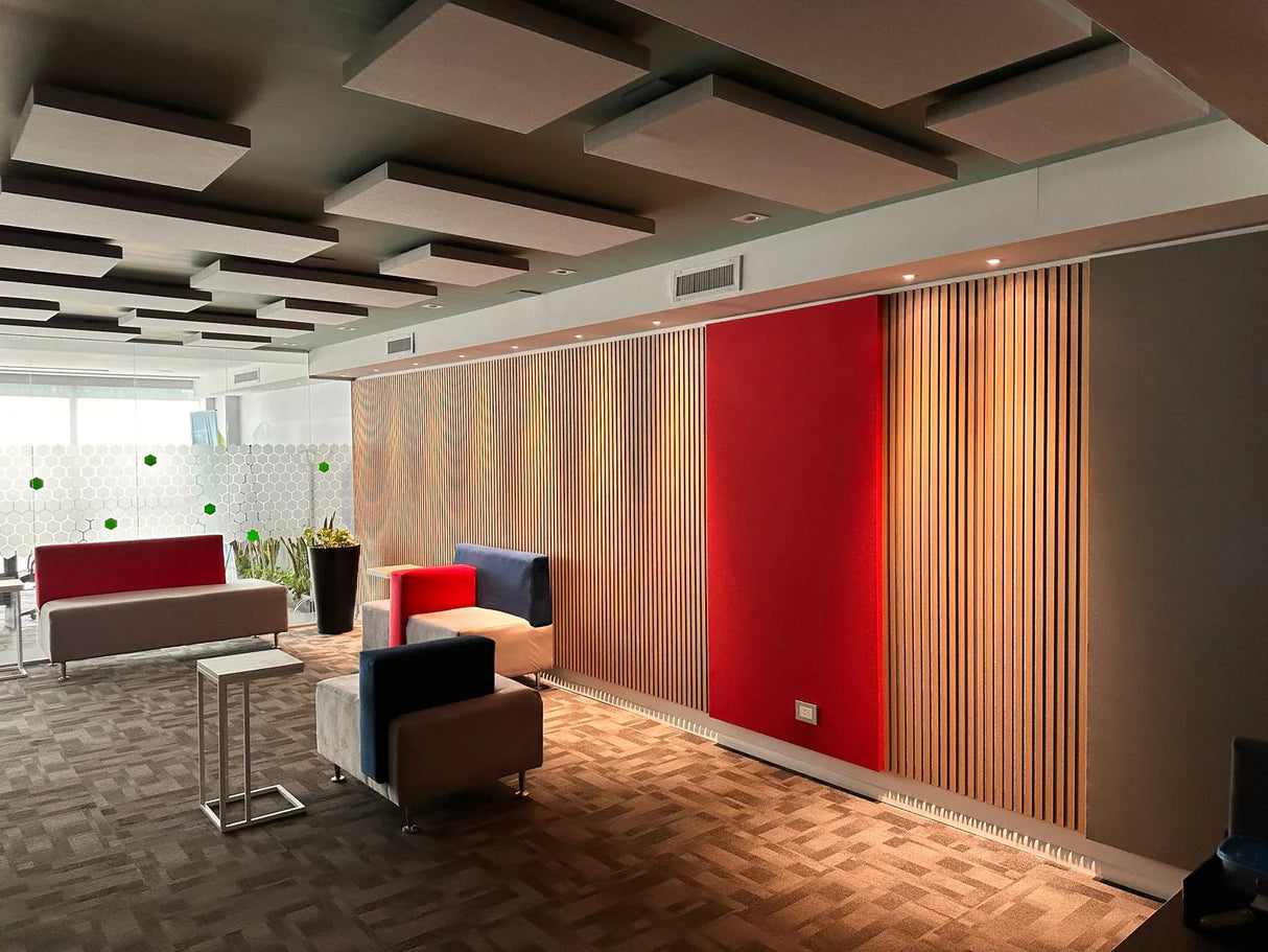 Hushify NRC rated Natural Oak wood panels on interior wall reducing echo in home office